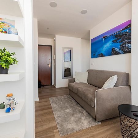 Piazza Salotto & Stazione Comfy Apartment Pescara Ngoại thất bức ảnh
