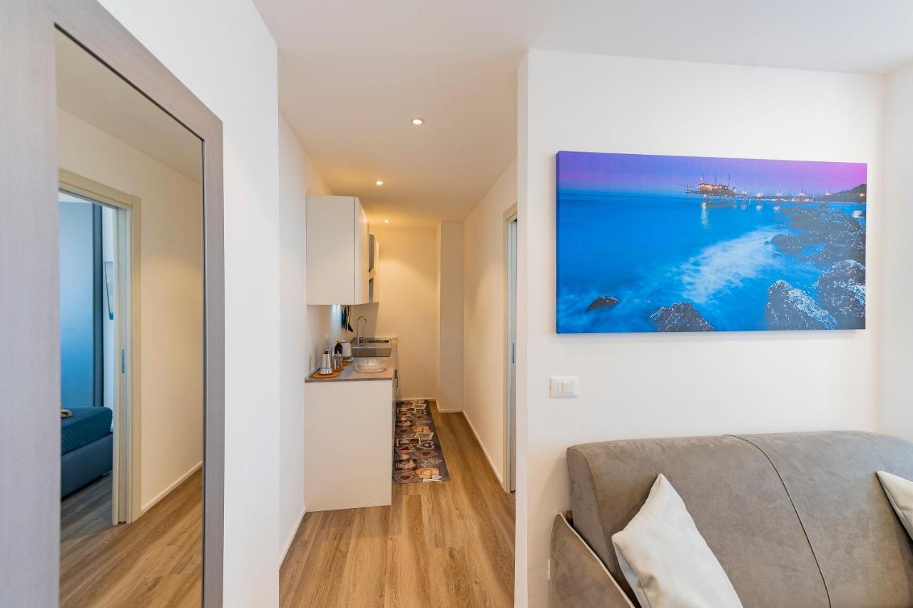 Piazza Salotto & Stazione Comfy Apartment Pescara Ngoại thất bức ảnh
