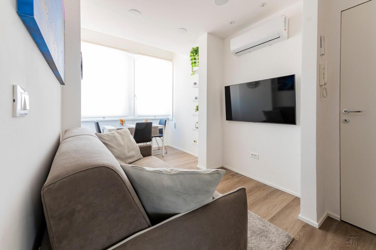 Piazza Salotto & Stazione Comfy Apartment Pescara Ngoại thất bức ảnh